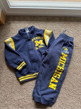 MICHIGAN Navy and Yellow Toddler Fleece Joggers & Zip Up